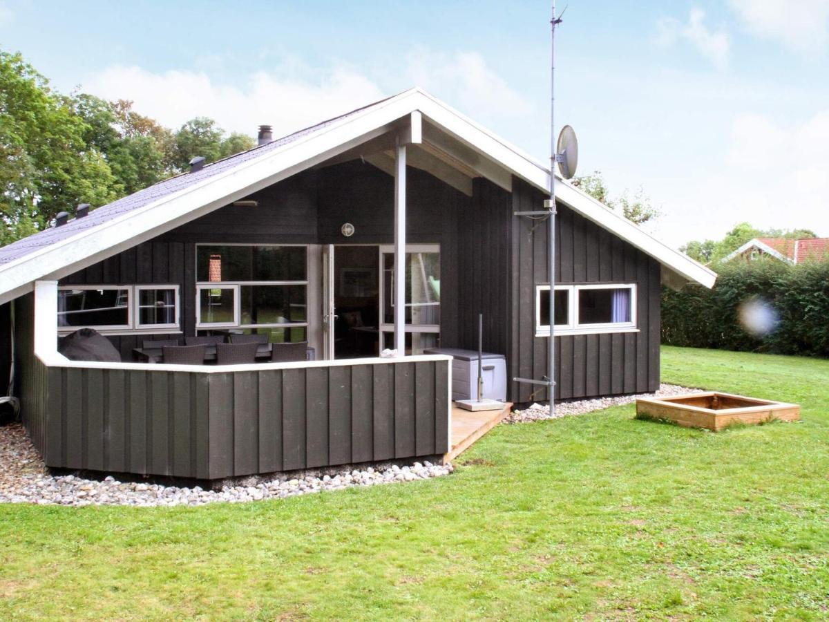 Four-Bedroom Holiday Home In Sydals 4 Vibøge エクステリア 写真